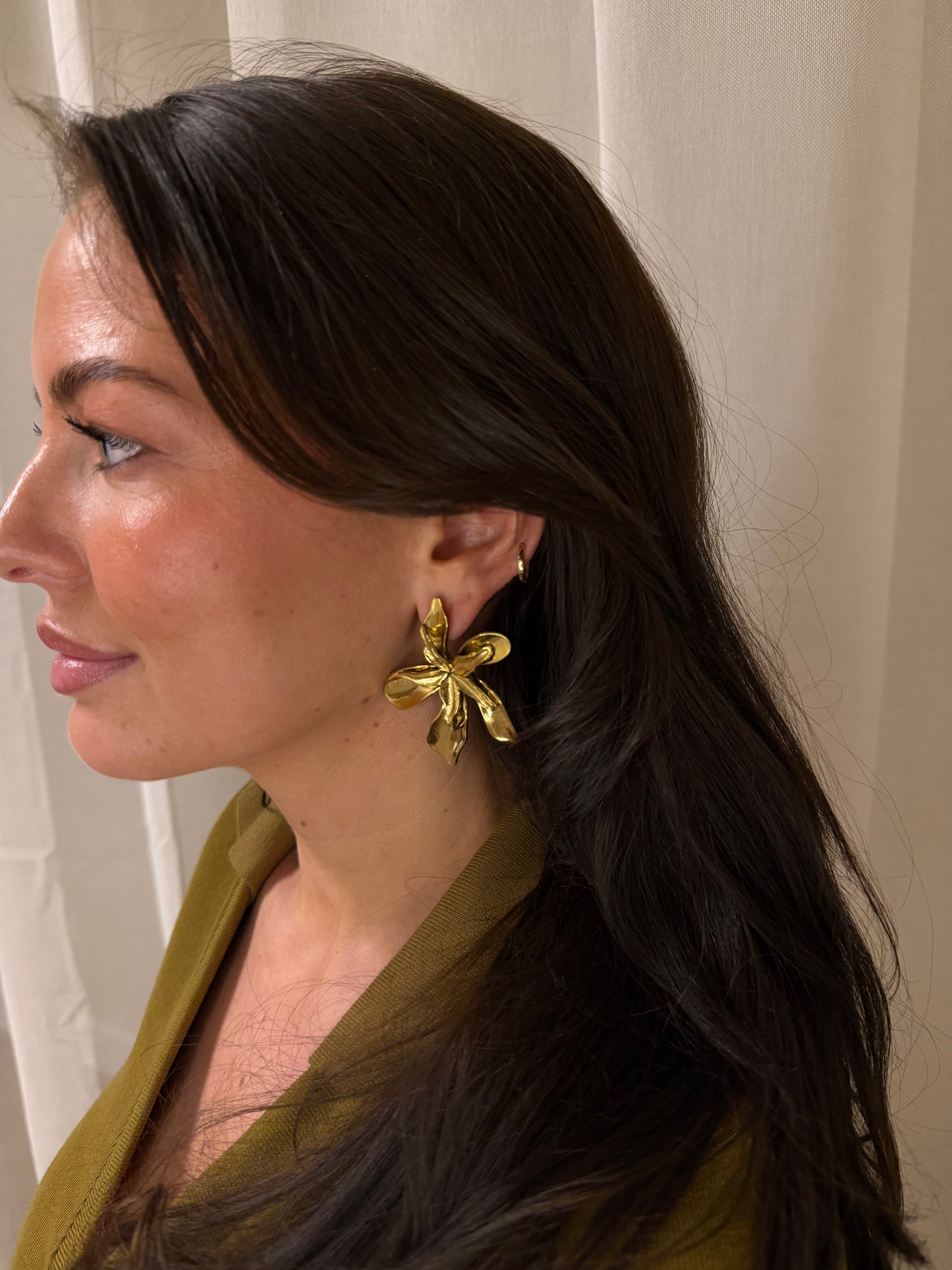 BIG FLOWER EARRING - GOLD