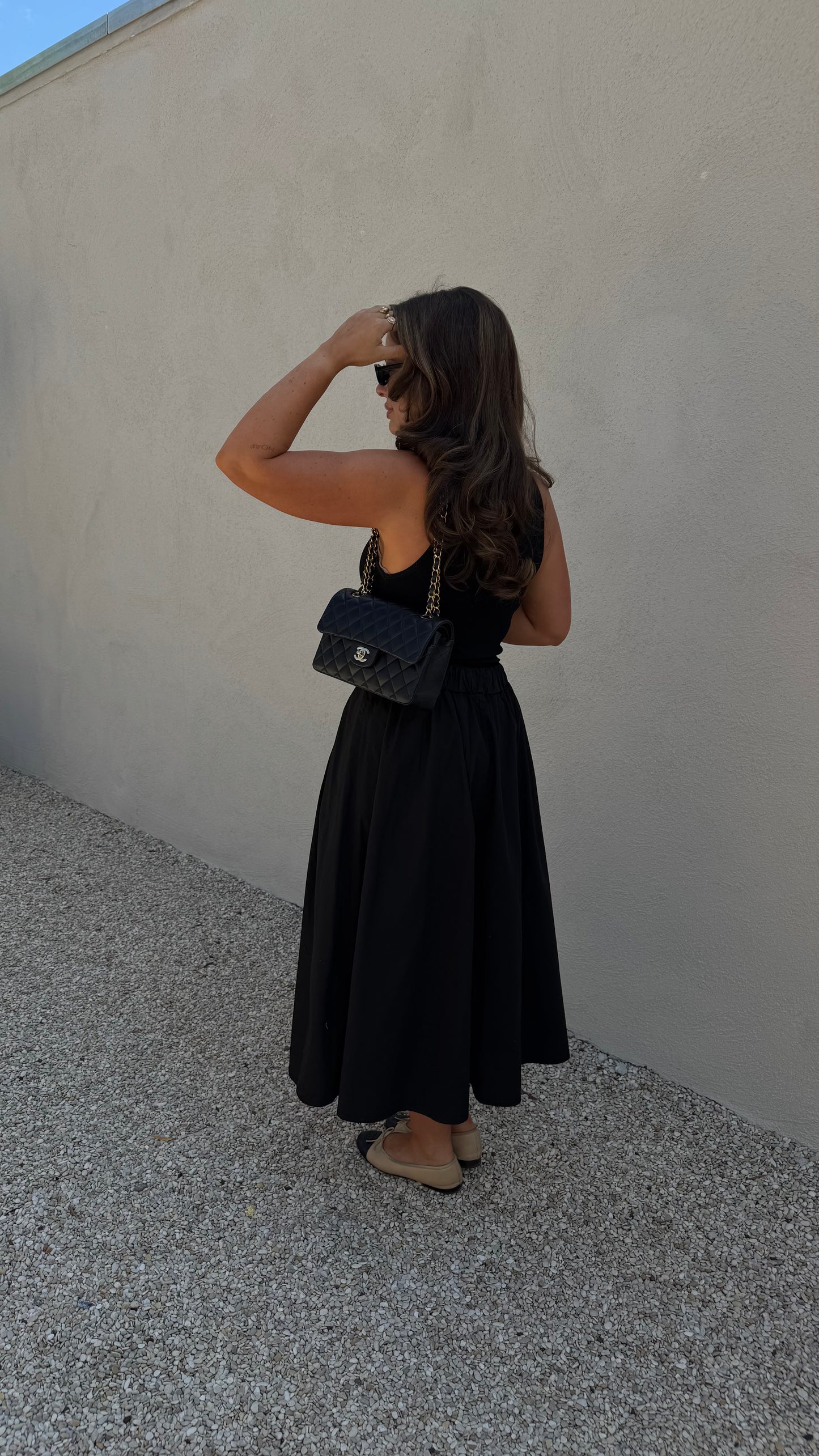 MIDI SKIRT - BLACK