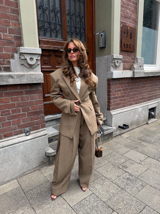 OVERSIZED BLAZER - CAMEL
