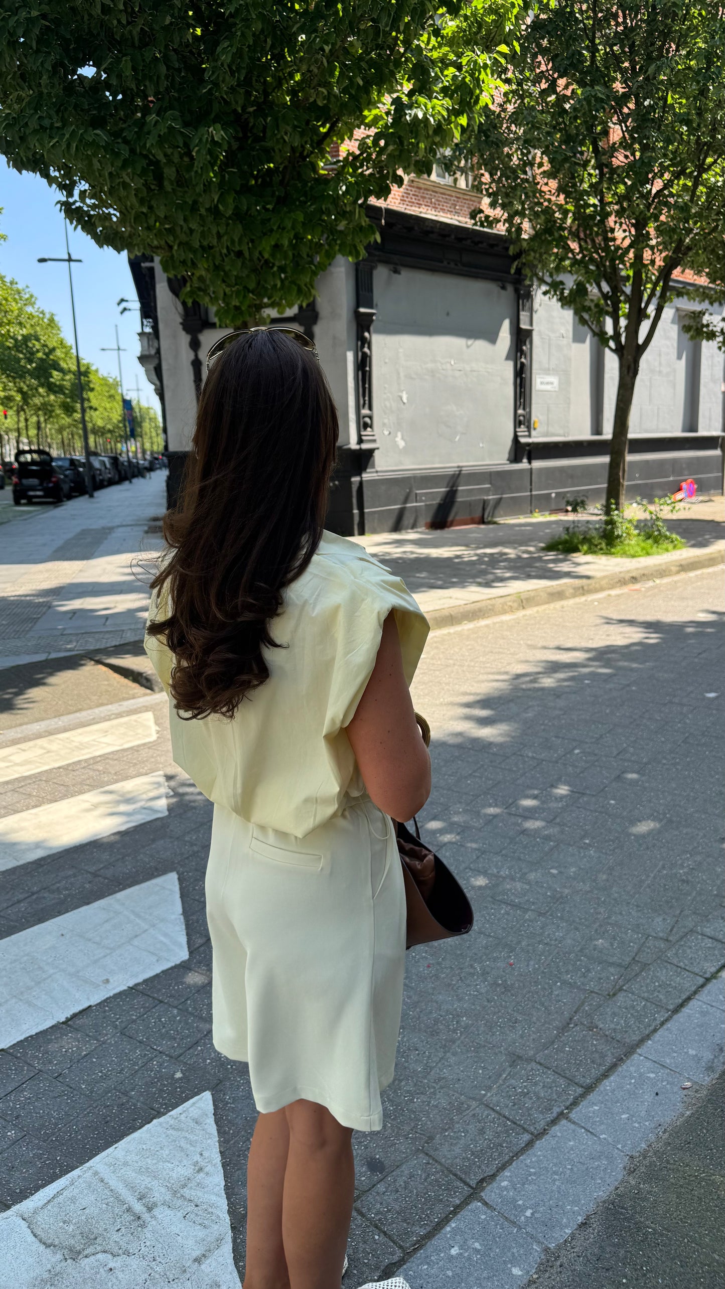 CROPPED BLOUSE WITH SHOULDER PADS - BUTTER YELLOW