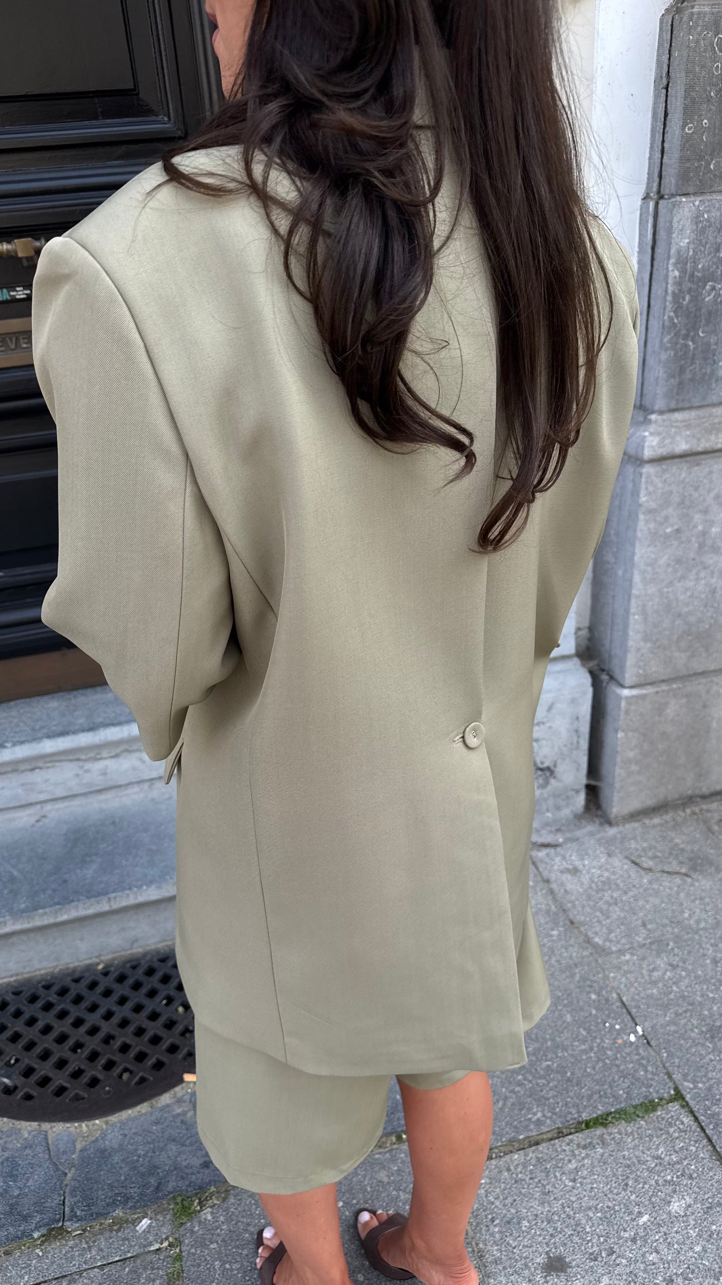 SHORT SLEEVE OVERSIZED BLAZER - OLIVE GREEN