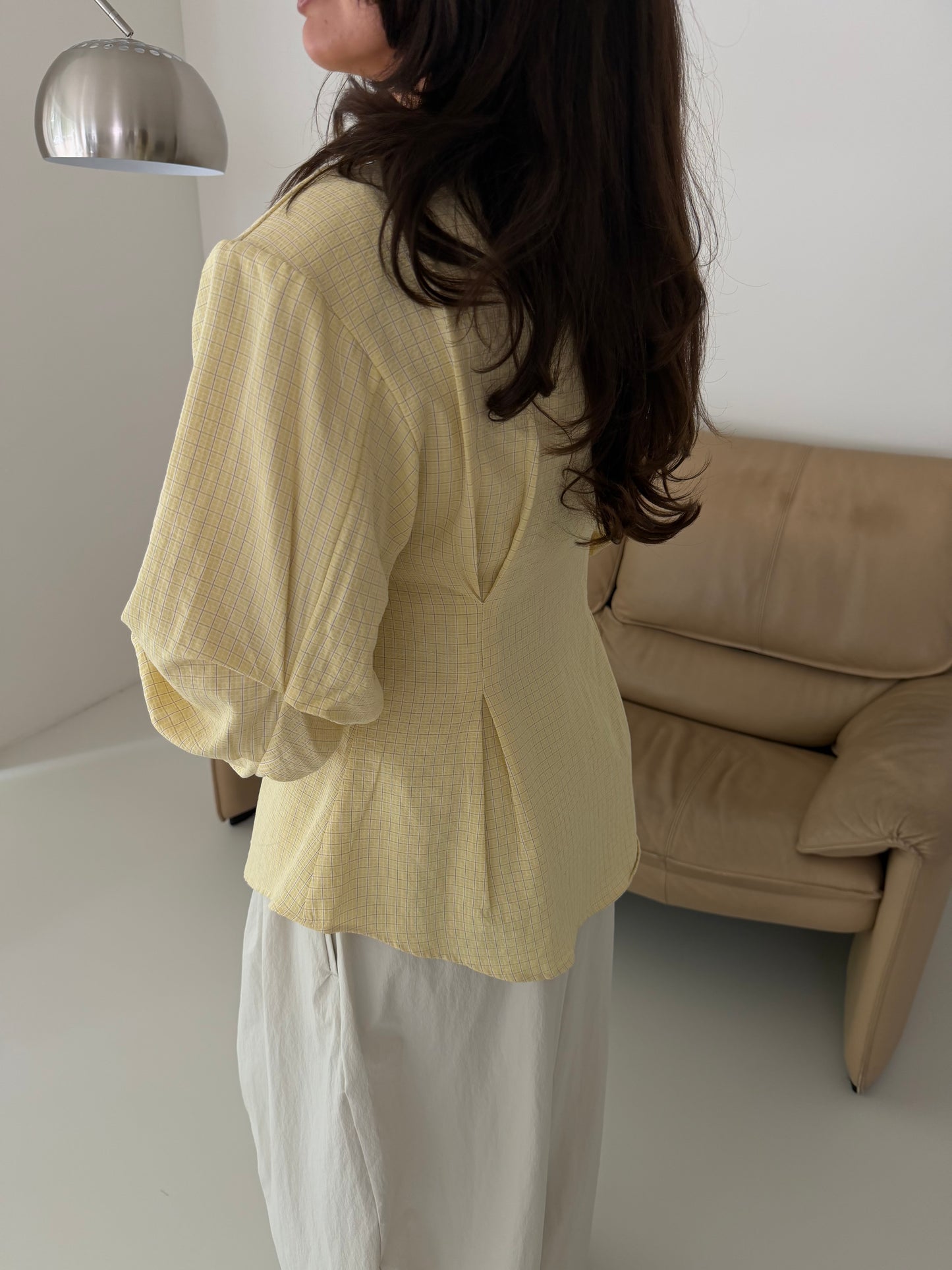 DETAILED BLOUSE WITH SHOULDER PADS - BUTTER YELLOW