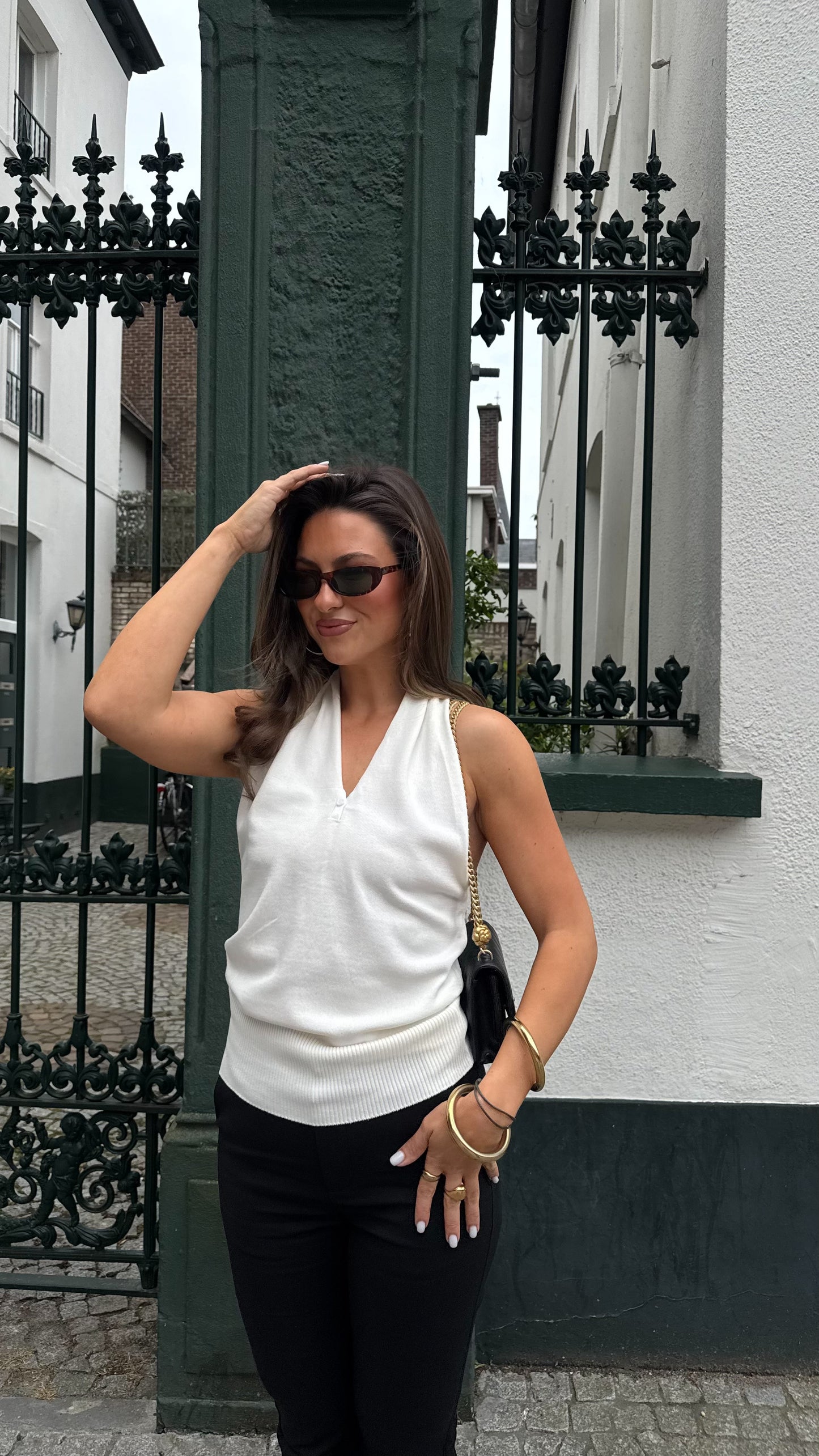 KNIT HALTER TOP - CREME