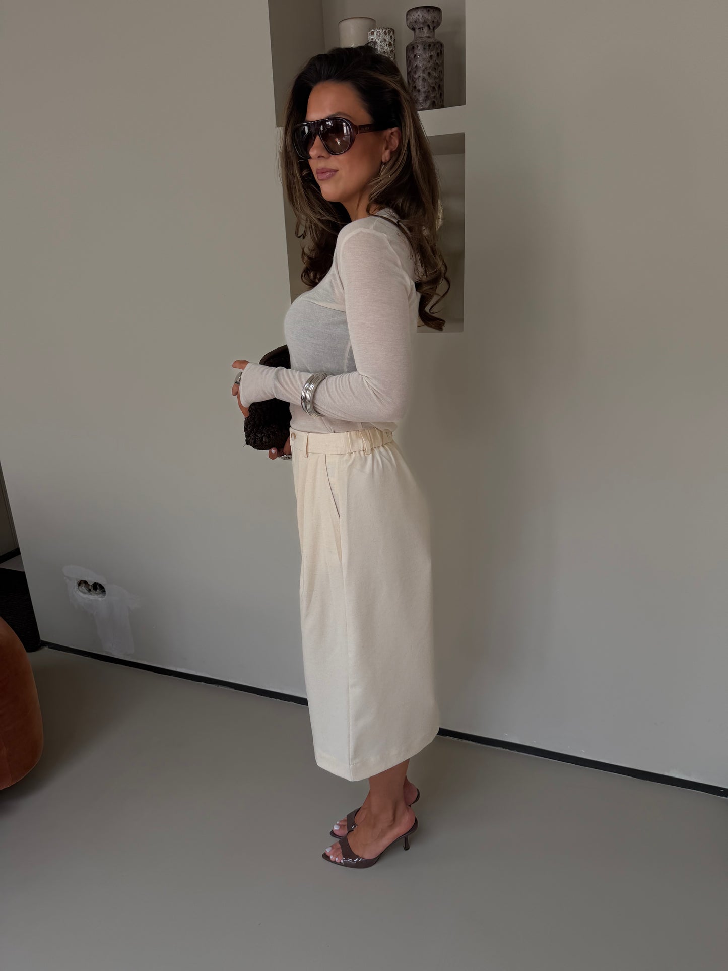 LONG BERMUDA SHORTS - BEIGE