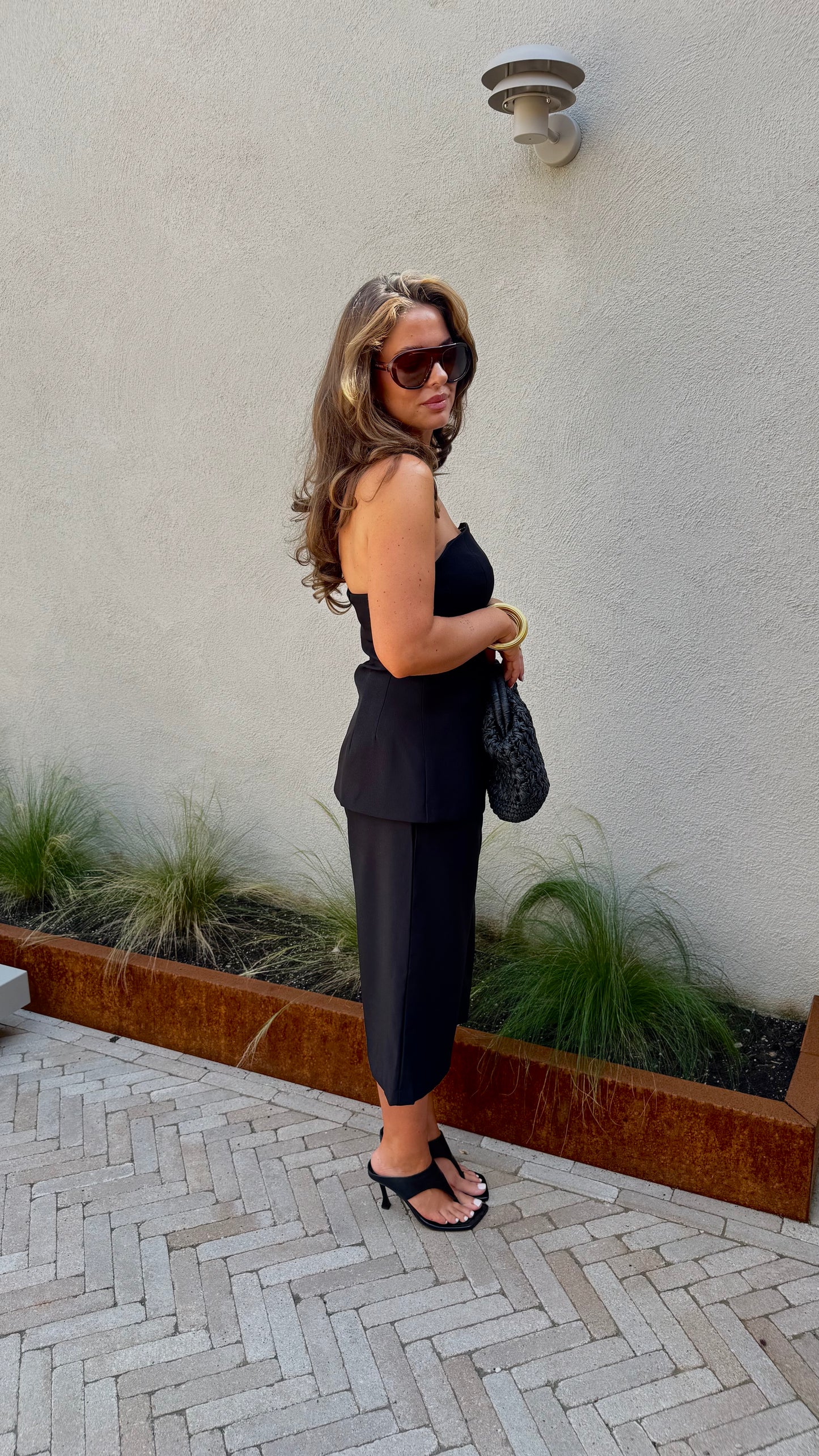 STRAPLESS TOP - BLACK