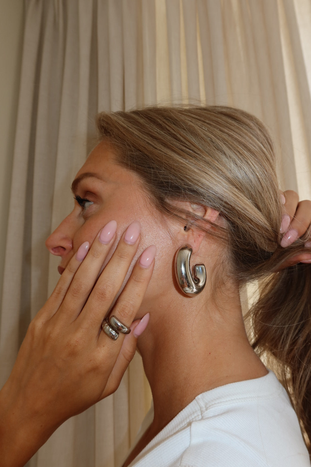 BIG HOOP EARRING - SILVER