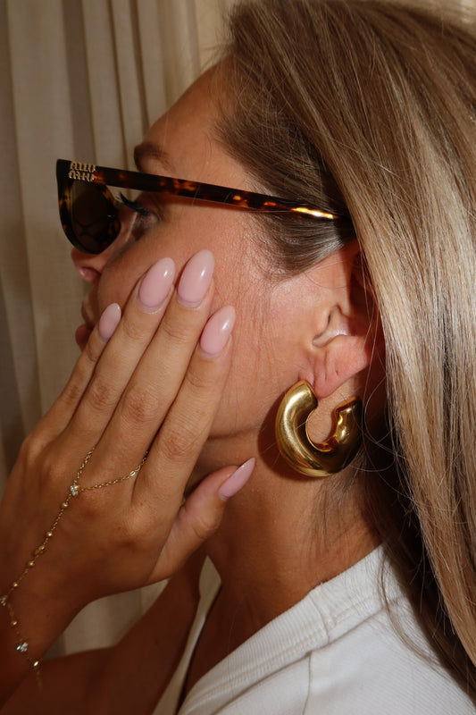 BIG HOOP EARRING - GOLD