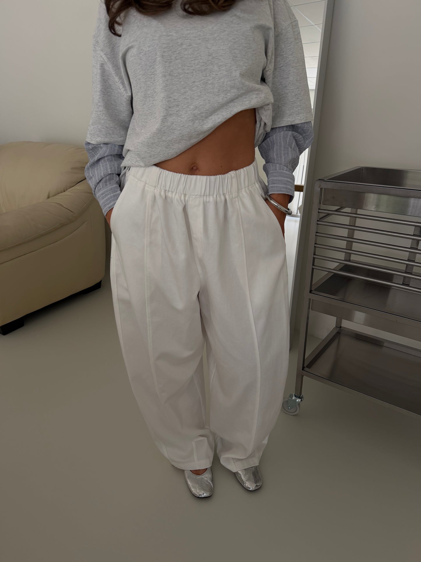 BALLOON PANTS - WHITE